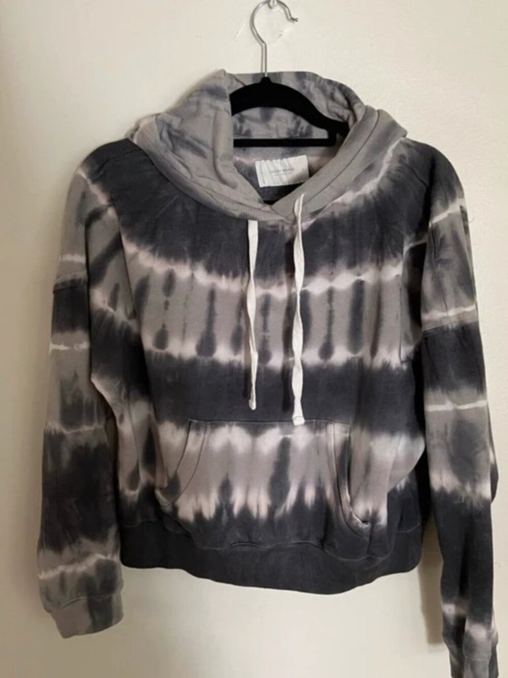 Grey and White Tie Dye Women's Cropped Hoodie with Kangaroo Pocket, Size L
